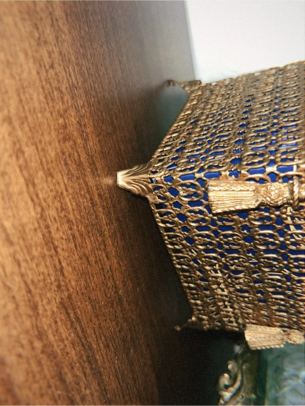Ornate Gold Tissue Box Cover - Decorative Home Bath Accent